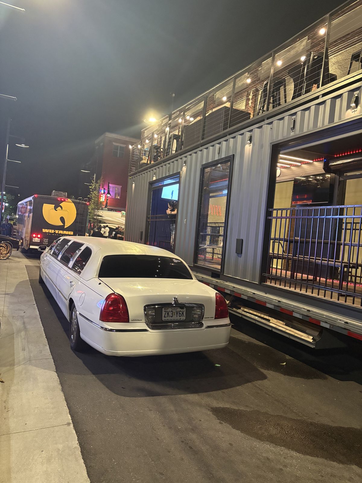 A stretch limo parked beside the Rolling Lounge at the Wu-Tang show